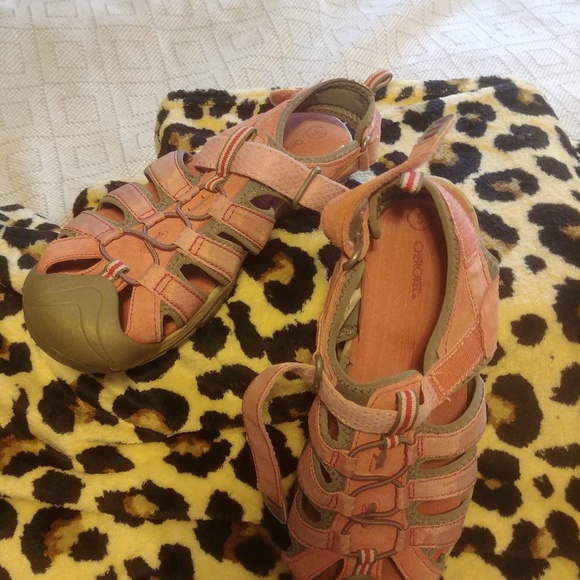 Shoes - Picture 3 of 3